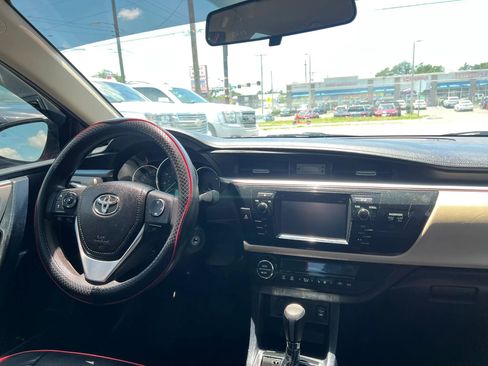 Used 2014 Toyota Corolla LE FWD image 14