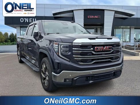 Used 2022 GMC Sierra 1500 SLT w/ SLT Premium Plus Package AWD/4WD image 1