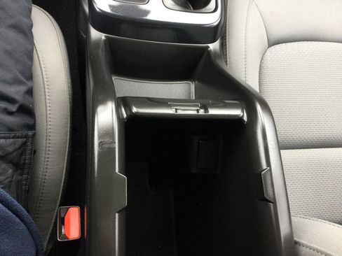 Used 2022 GMC Canyon Elevation Standard w/ Convenience Package AWD/4WD image 23
