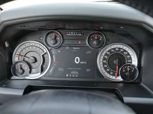 Used 2018 RAM 1500 Big Horn AWD/4WD image 36