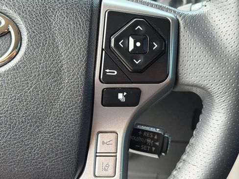 Used 2023 Toyota 4Runner SR5 AWD/4WD image 26