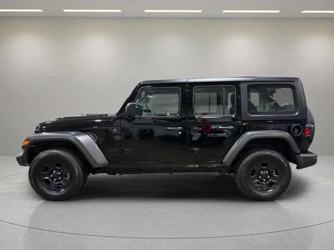 Used 2022 Jeep Wrangler Unlimited Sport image 14