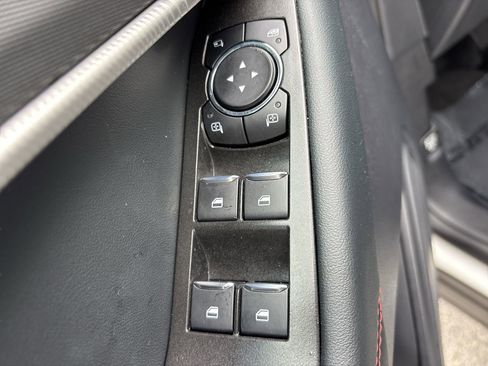 Certified 2025 Ford Explorer ST-Line w/ Premium Package image 18