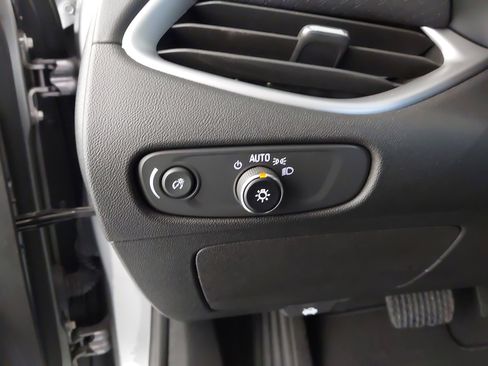 Used 2024 Chevrolet Malibu LS image 24