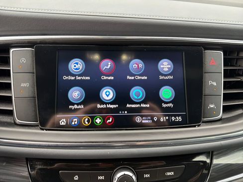 Used 2024 Buick Enclave Essence w/ Experience Buick Package image 21