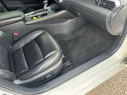 Used 2019 Nissan Altima 2.5 Platinum AWD/4WD image 14