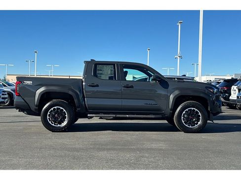 New 2026 Toyota Tacoma TRD Off-Road AWD/4WD image 3