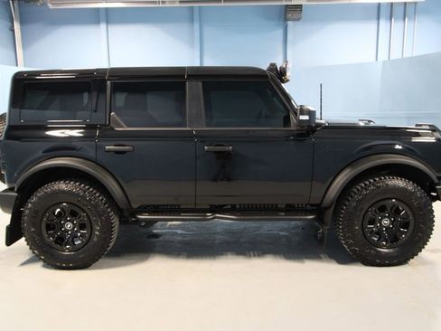 Used 2024 Ford Bronco Wildtrak image 35