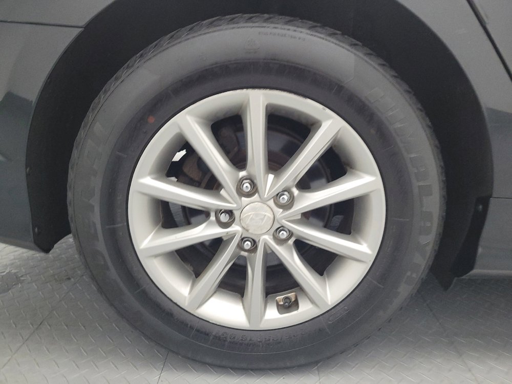 Used 2018 Hyundai Sonata SE w/ Cargo Package FWD image 31