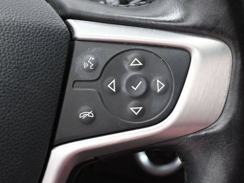 Used 2020 GMC Terrain SLE w/ Driver Convenience Package FWD image 12