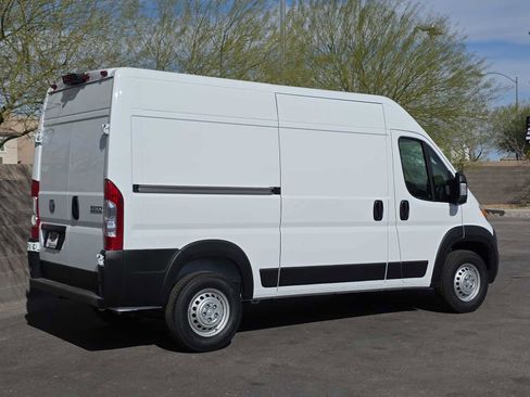 New 2026 RAM ProMaster 1500 w/ Convenience Group image 9