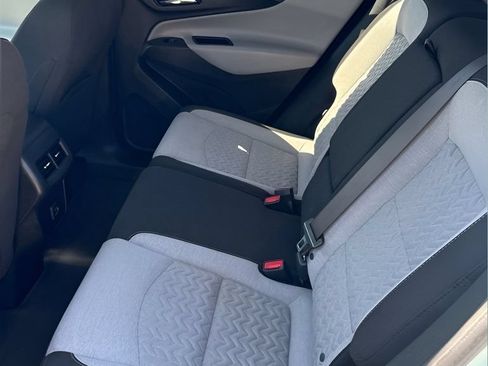 Used 2022 Chevrolet Equinox LT FWD image 16