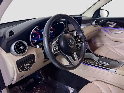 Used 2022 Mercedes-Benz GLC 300 w/ Premium Package Lite image 23
