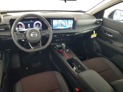 New 2026 Nissan Kicks SR image 15