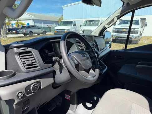 Used 2025 Ford Transit 250 Low Roof w/ Exterior Upgrade Package image 19