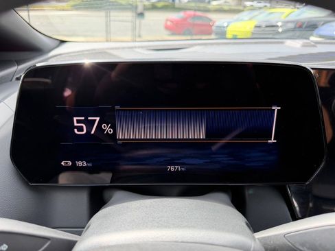 Used 2025 Chevrolet Equinox EV LT FWD image 15