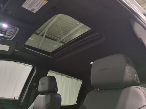 Used 2023 GMC Sierra 1500 AT4 w/ AT4 Preferred Package image 22