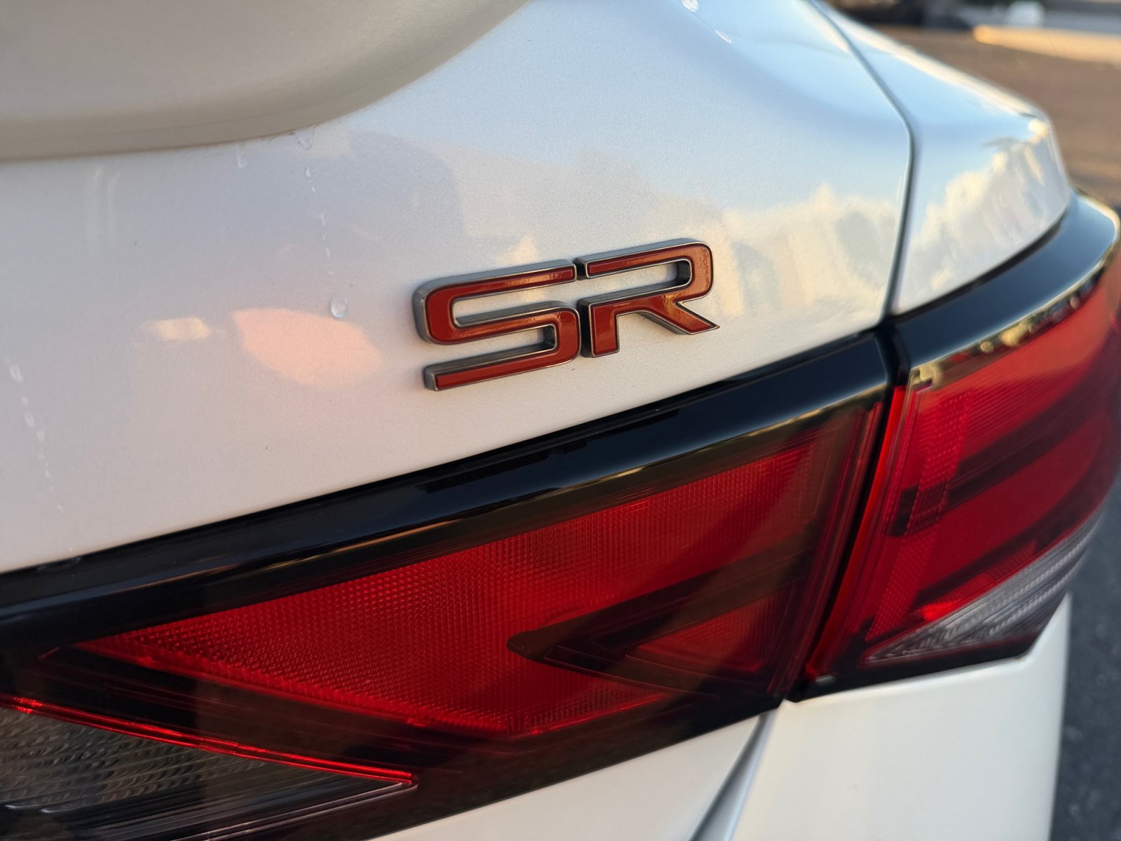 Used 2024 Nissan Sentra SR FWD image 28