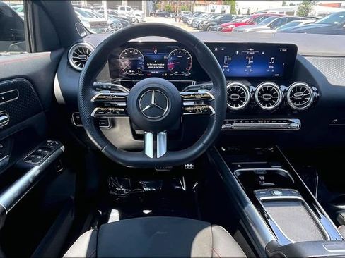 Certified 2024 Mercedes-Benz GLA 250 4MATIC image 4