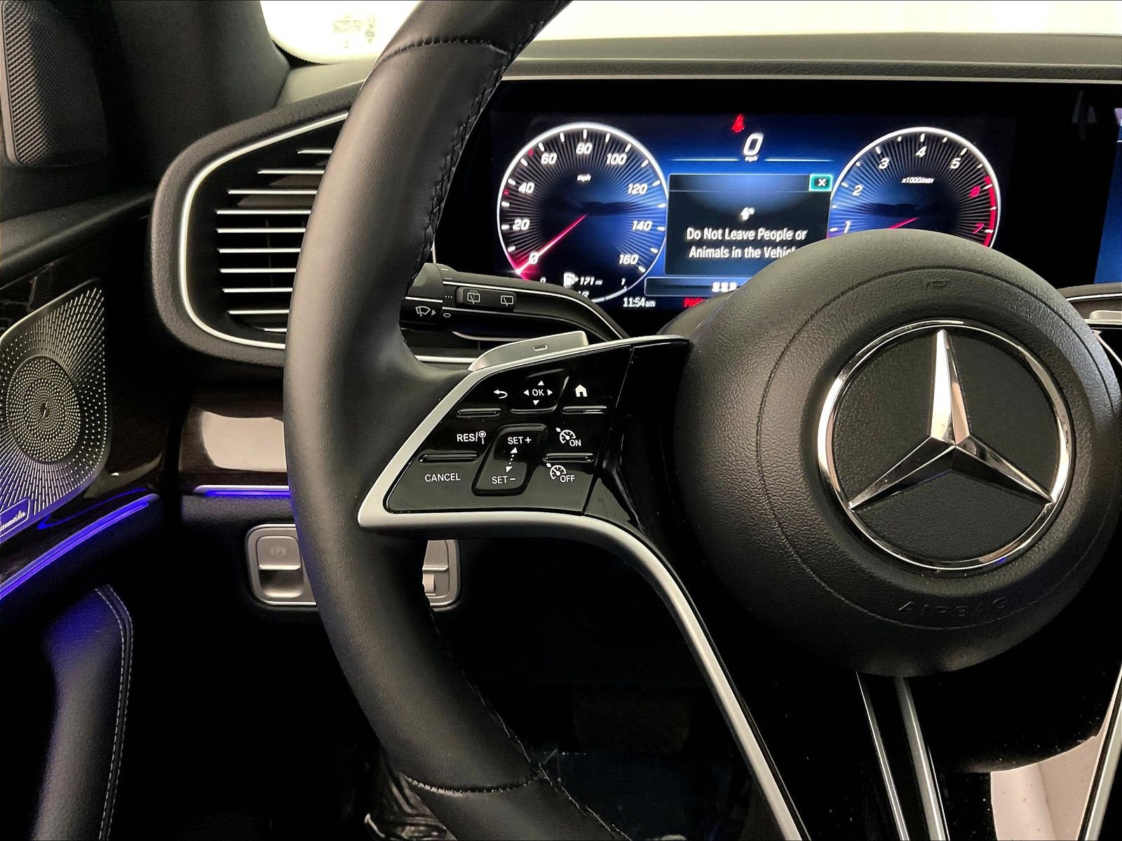 Certified 2025 Mercedes-Benz GLE 450 4MATIC image 11