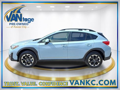Used 2023 Subaru Crosstrek 2.0i Premium image 10