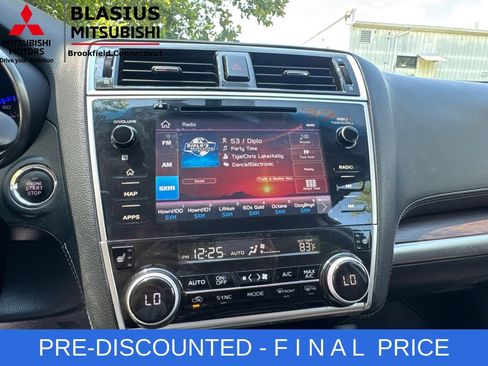Used 2019 Subaru Outback 2.5i Touring AWD/4WD image 18