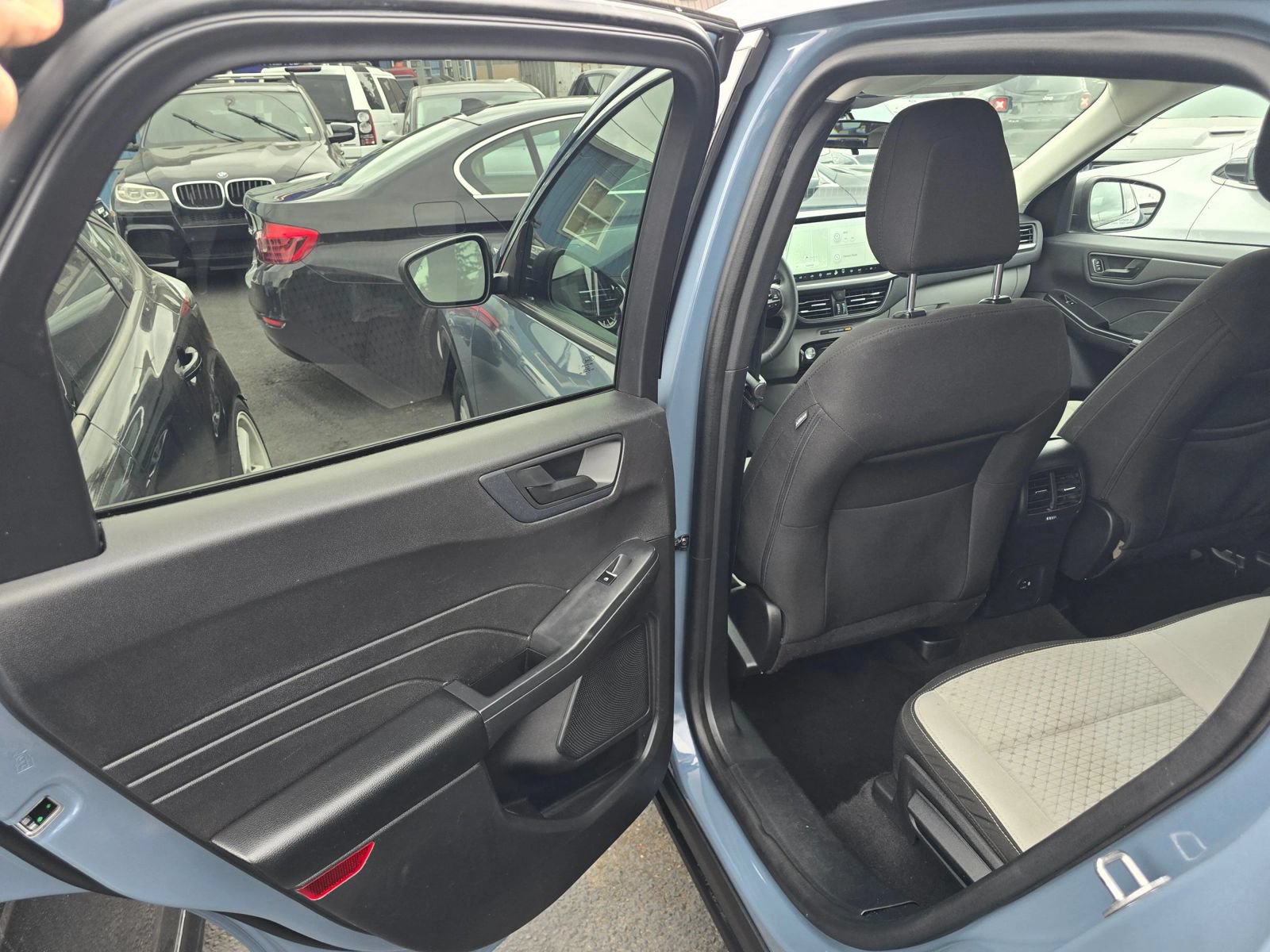 Used 2023 Ford Escape Active w/ Tech Pack #1 FWD image 13