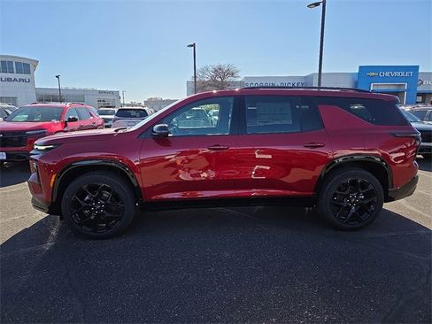 New 2026 Chevrolet Traverse RS w/ LPO, Floor Liner Package image 2