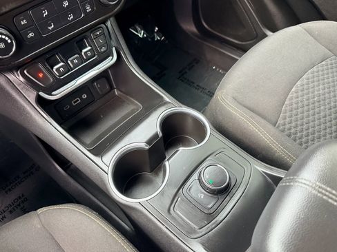 Used 2019 GMC Terrain SLE FWD image 17