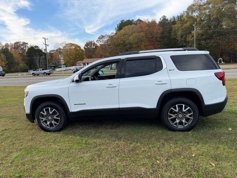 Certified 2023 GMC Acadia SLT image 12