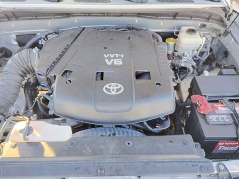 Used 2007 Toyota FJ Cruiser 4WD image 28