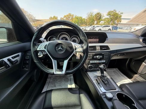 Used 2013 Mercedes-Benz C 250 Sedan image 10