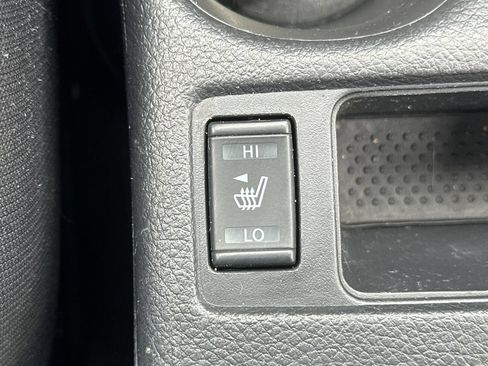 Used 2020 Nissan Rogue SV AWD/4WD image 28