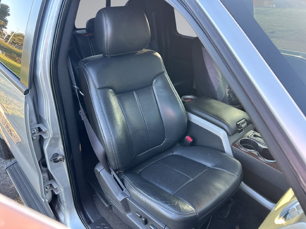 Used 2013 Ford F150 Lariat w/ Mid Equipment Group RWD image 30