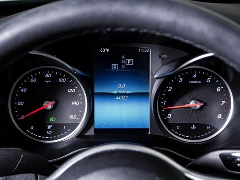 Used 2020 Mercedes-Benz C 300 4MATIC Sedan image 21