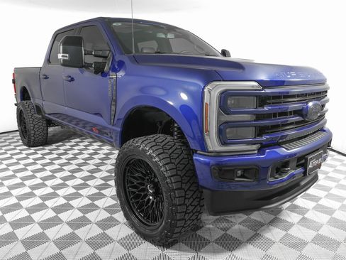 Used 2026 Ford F250 Platinum w/ Platinum Plus Package image 4