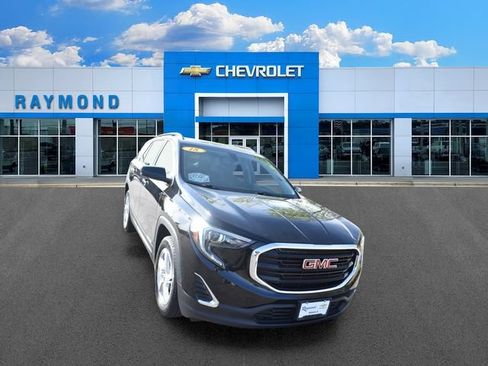 Certified 2018 GMC Terrain SLE w/ Driver Convenience Package FWD image 10