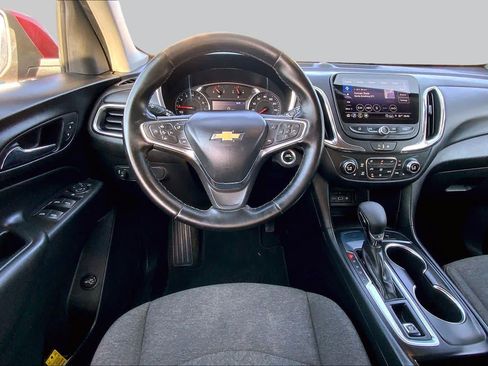Used 2023 Chevrolet Equinox LT FWD image 6