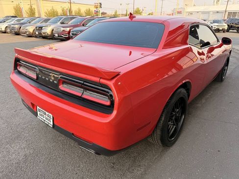 Used 2016 Dodge Challenger SXT Plus RWD image 5
