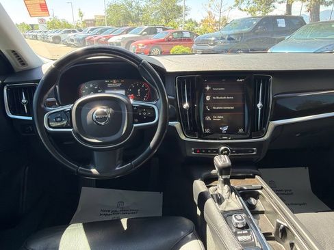 Used 2018 Volvo S90 T5 Momentum w/ Convenience Package FWD image 19