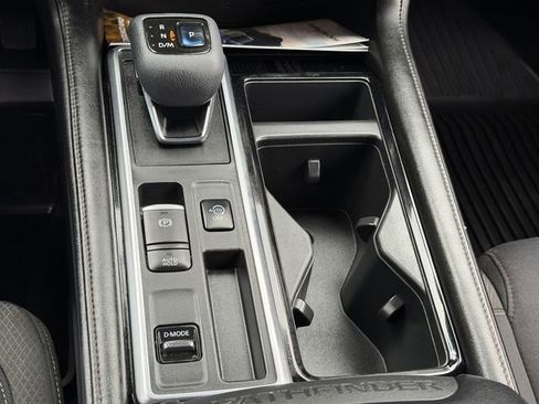 Certified 2022 Nissan Pathfinder S image 17