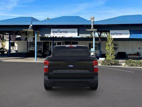 New 2025 Ford Maverick XL image 5