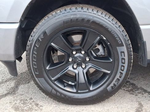 Used 2021 RAM 1500 Big Horn image 32