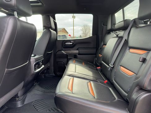 Used 2020 GMC Sierra 1500 AT4 w/ AT4 Premium Package AWD/4WD image 16