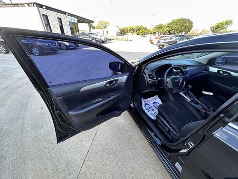 Used 2016 Nissan Sentra S FWD image 12