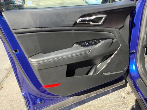 Used 2024 Kia Sportage EX image 28