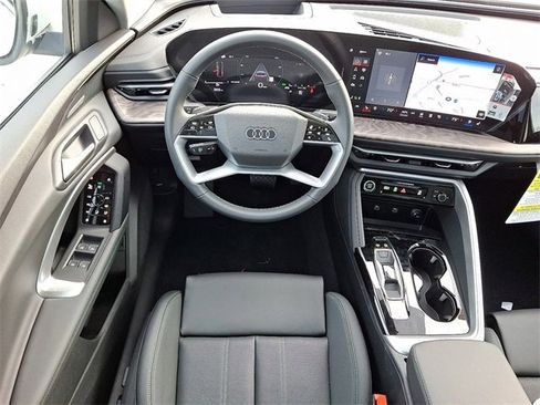 New 2025 Audi Q5 Premium Plus image 7
