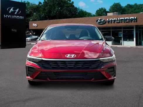 New 2025 Hyundai Elantra Sport image 12
