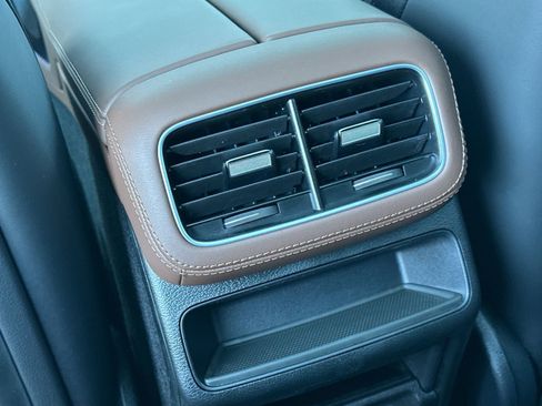 New 2026 Mercedes-Benz GLE 53 AMG 4MATIC image 13