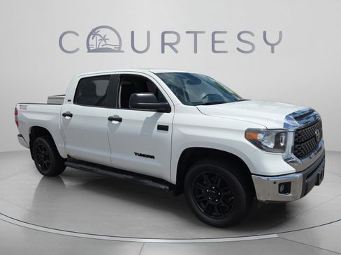 Used 2021 Toyota Tundra SR5 RWD image 7